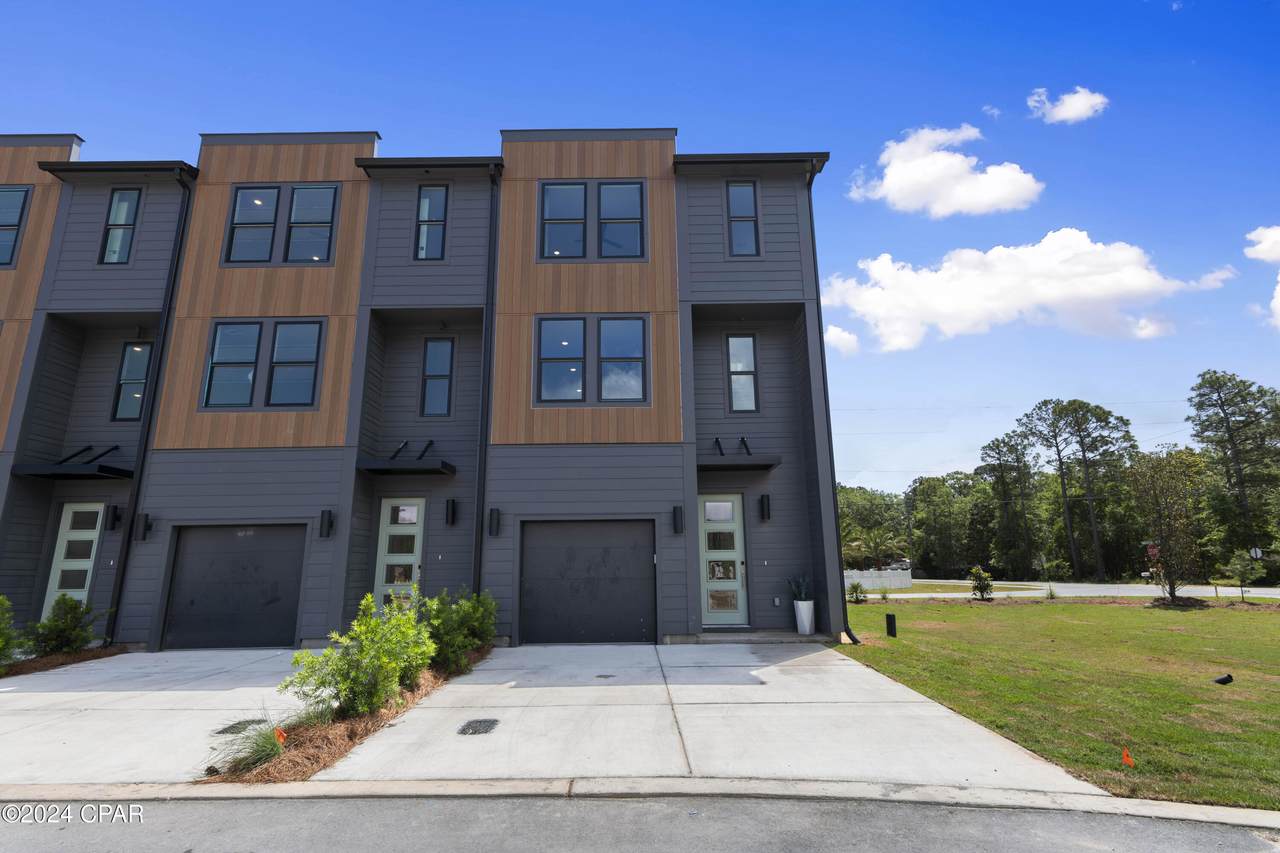 107 Blue Eden Loop - Photo 1