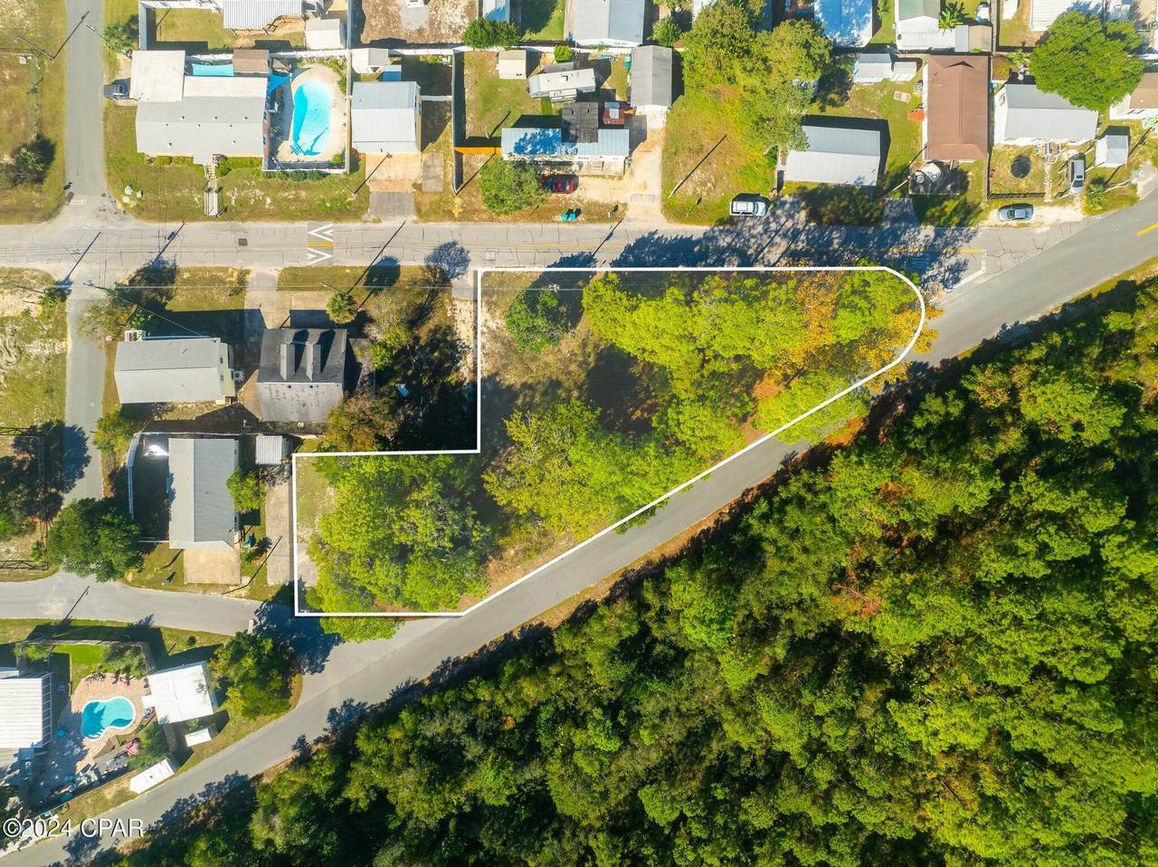 321 Deluna Place - Photo 1