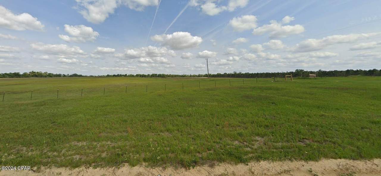4900 Kings Road - Photo 1