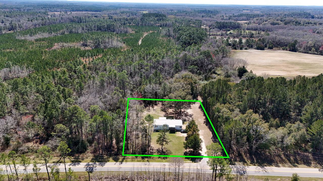 2816 Bonifay Gritney Road - Photo 1