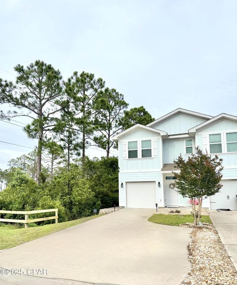 1868 Pointe Drive - Photo 1