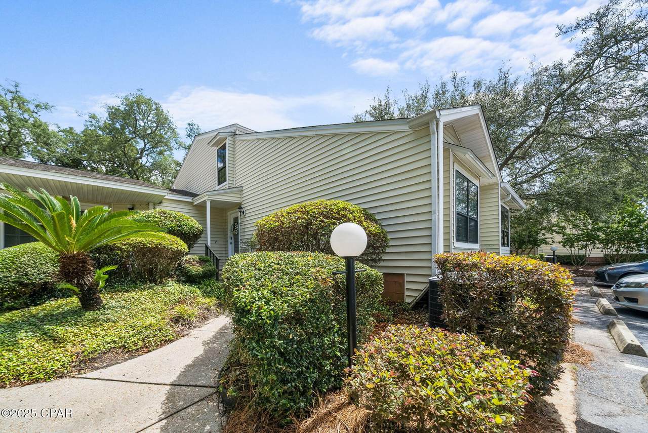 2026 Baker Court - Photo 1