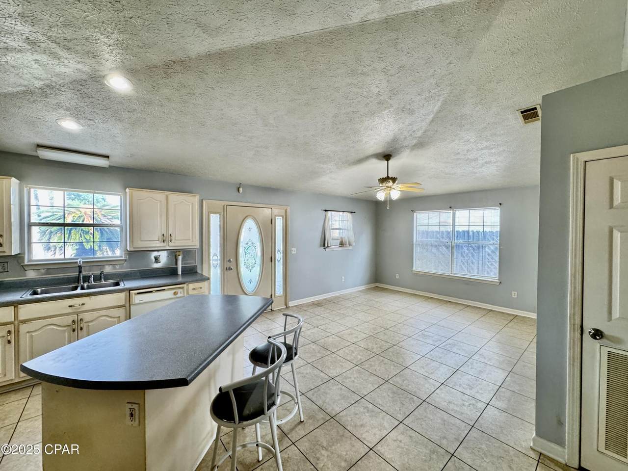 500 Dolphin Drive - Photo 1