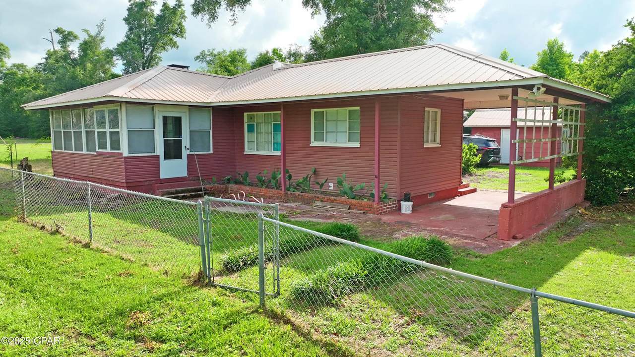 18527 Highway 231 - Photo 1
