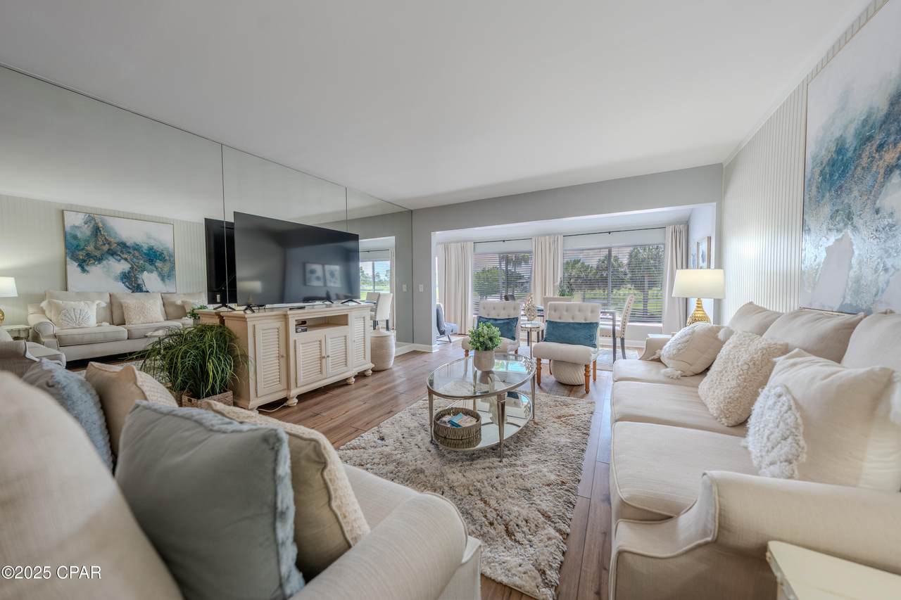 4726 Bay Point - Photo 1