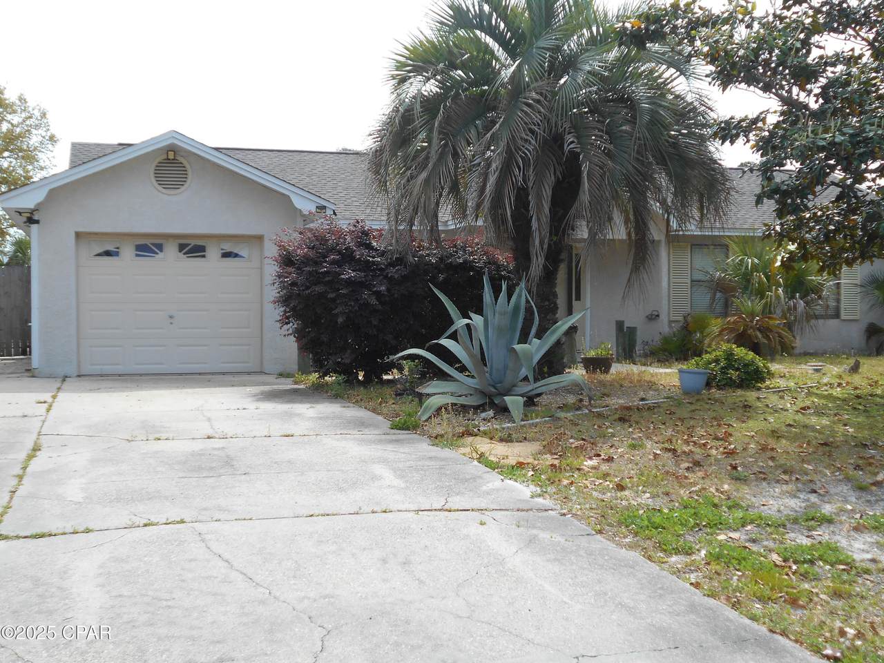 104 Country Place - Photo 1