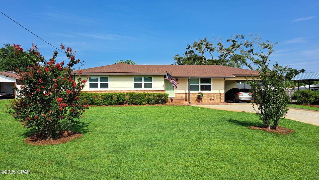 2341 Bayview - Photo 1