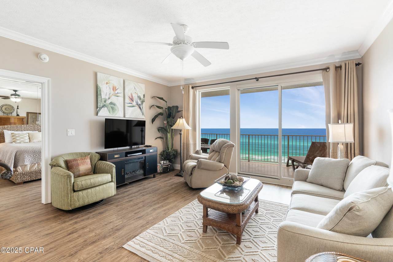 5004 Thomas Drive - Photo 1