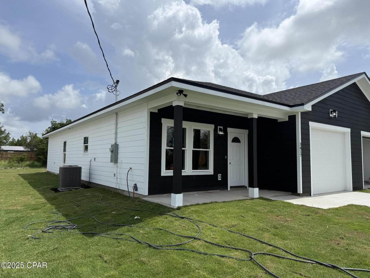3817 8th Street - Photo 1