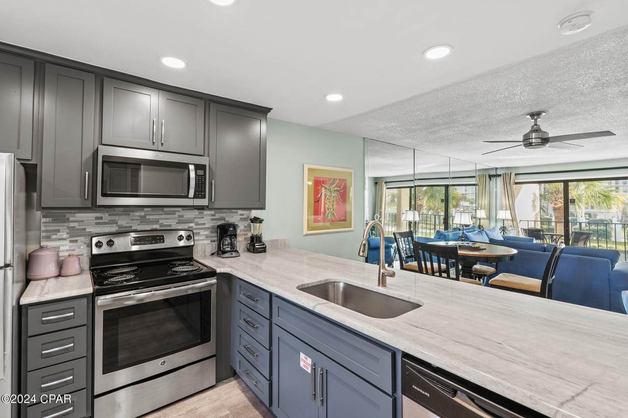 520 Richard Jackson Boulevard - Photo 1