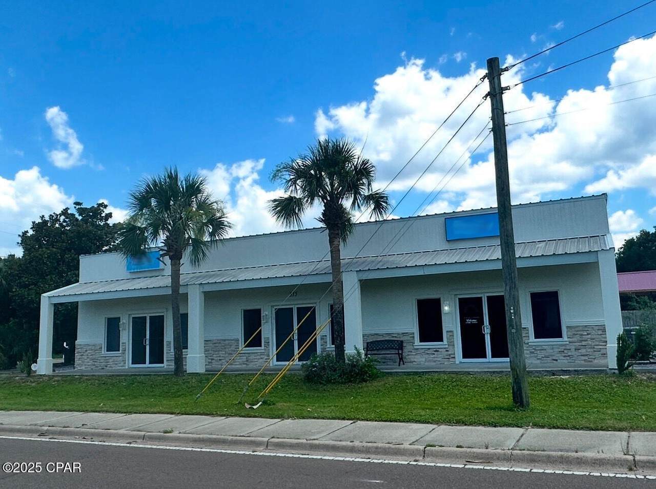 515 Evergreen Street - Photo 1