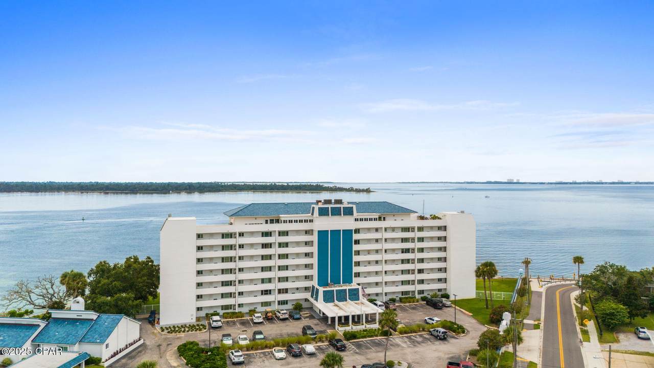 100 Cherry Street - Photo 1