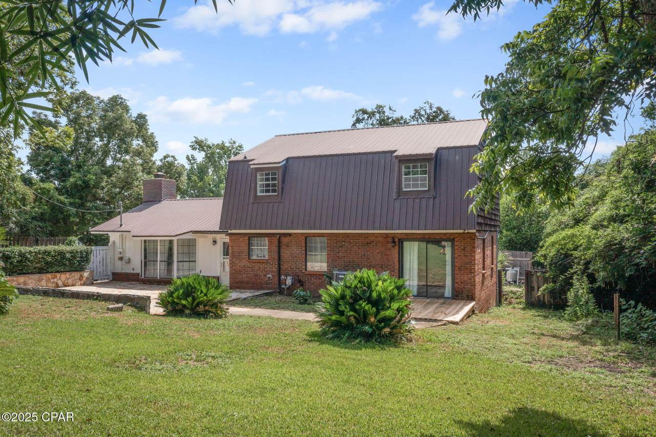 2973 Caledonia Street - Photo 1