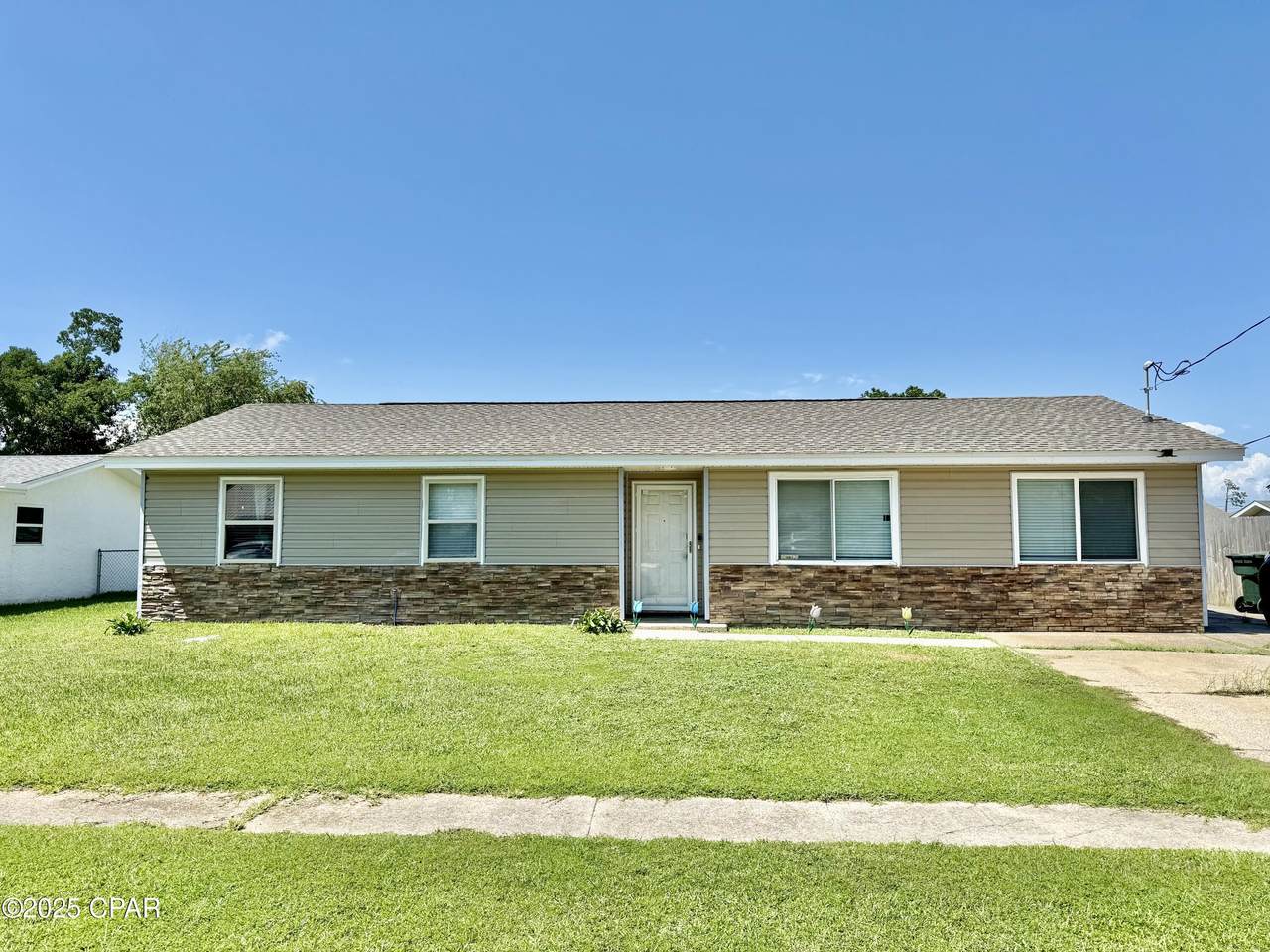 610 Amy Street - Photo 1