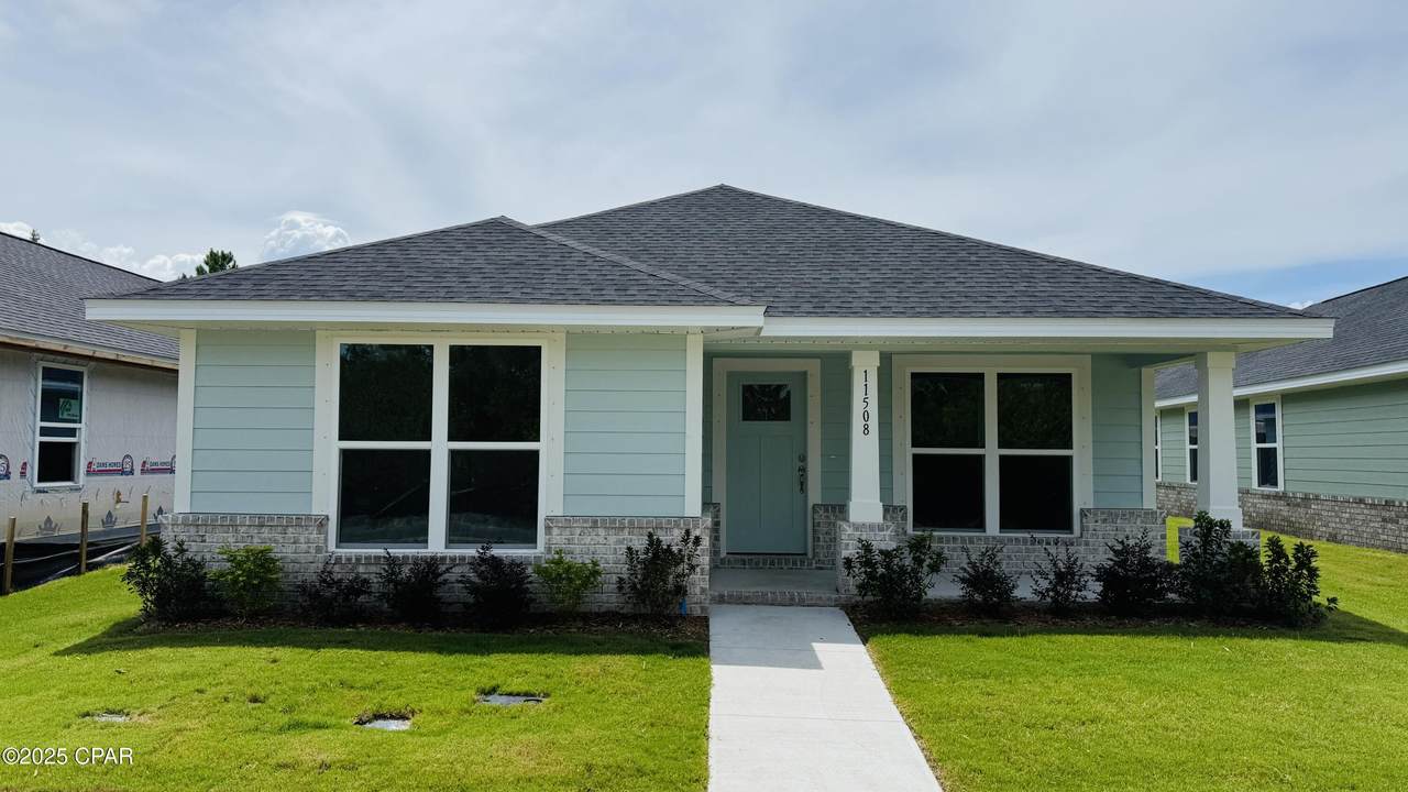 11508 Godart Street - Photo 1