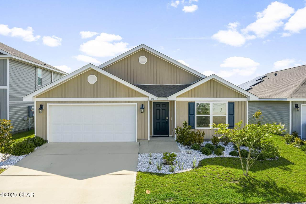 338 Highbrook - Photo 1