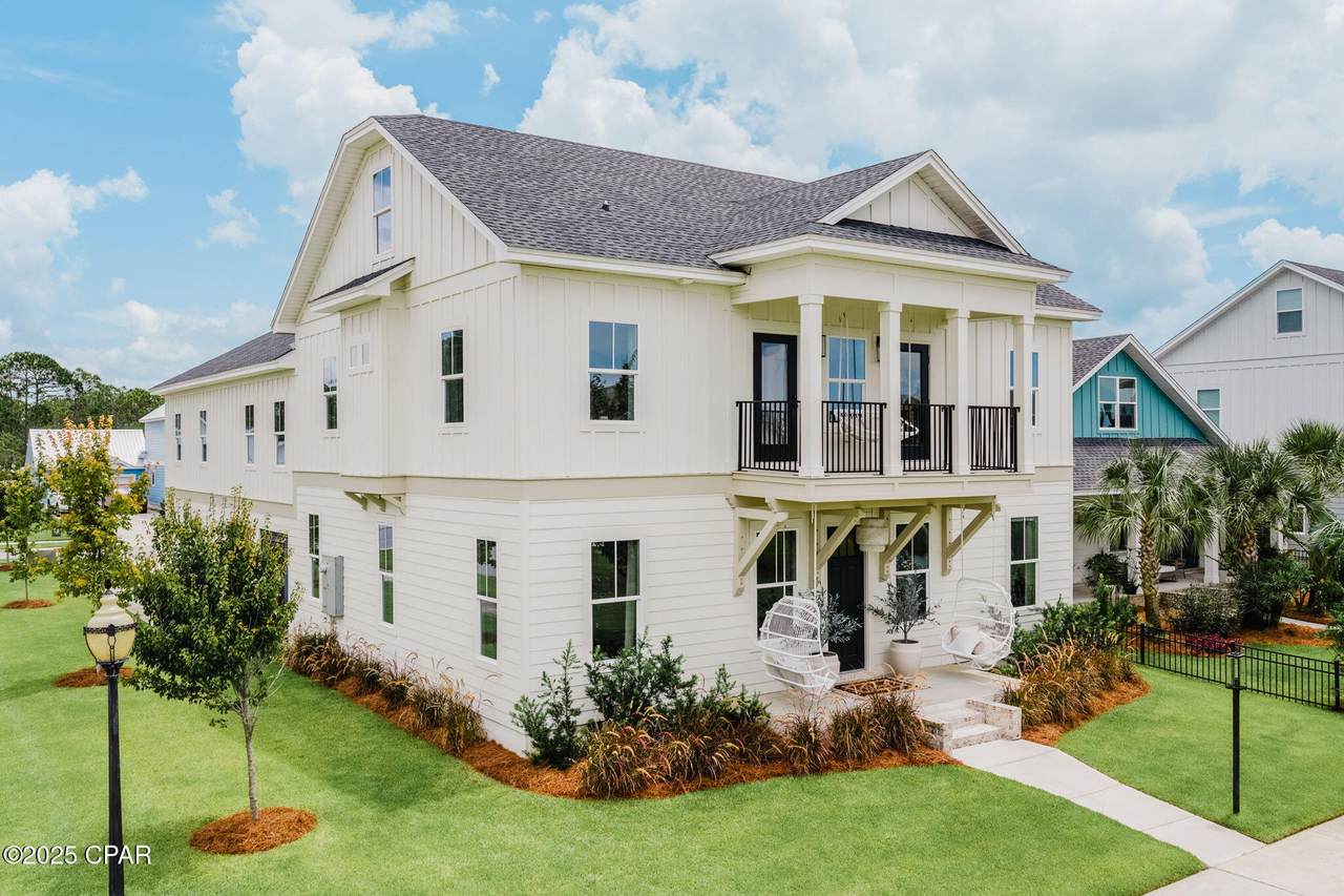 322 Cicero Street - Photo 1