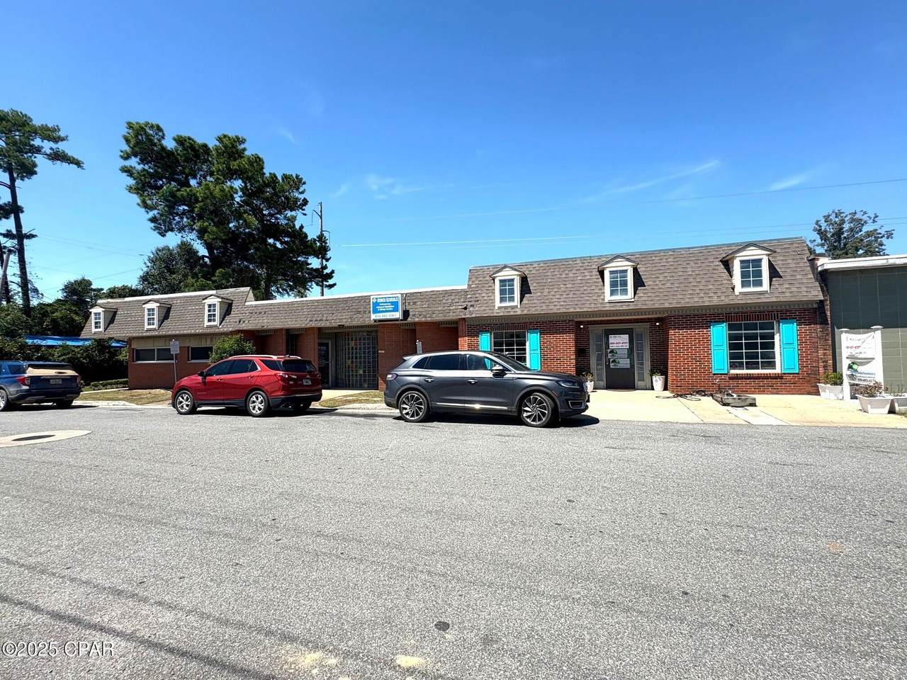 4290,4 & 6 5th Avenue - Photo 1