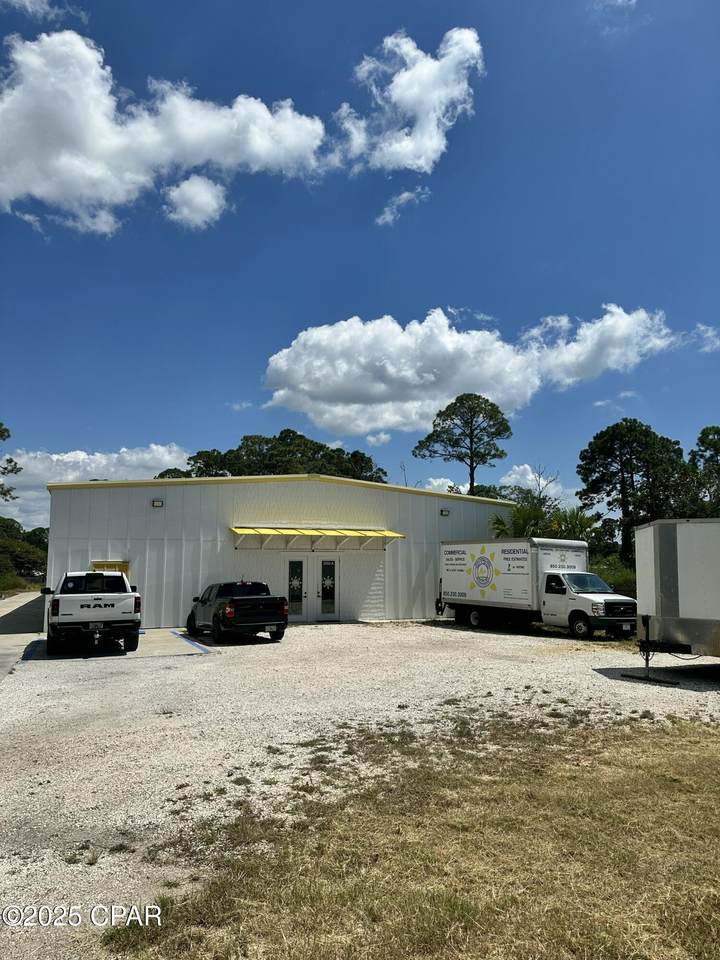 2532 Joan Avenue - Photo 1