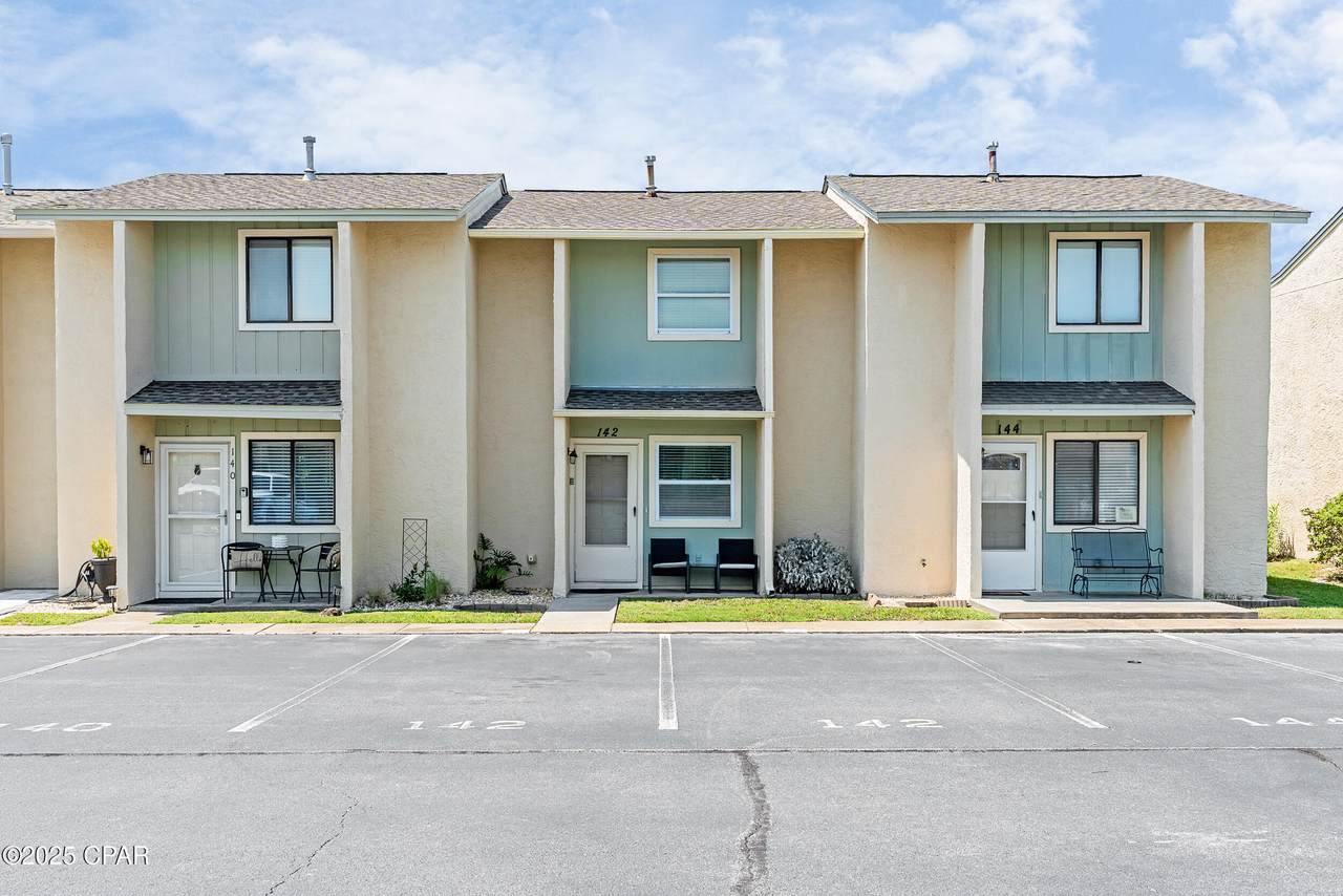 142 Abbie Lane - Photo 1