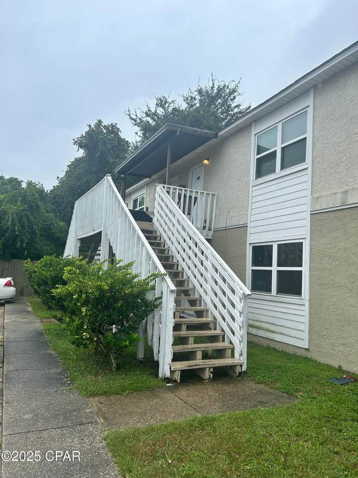 3914 11th Street - Photo 1