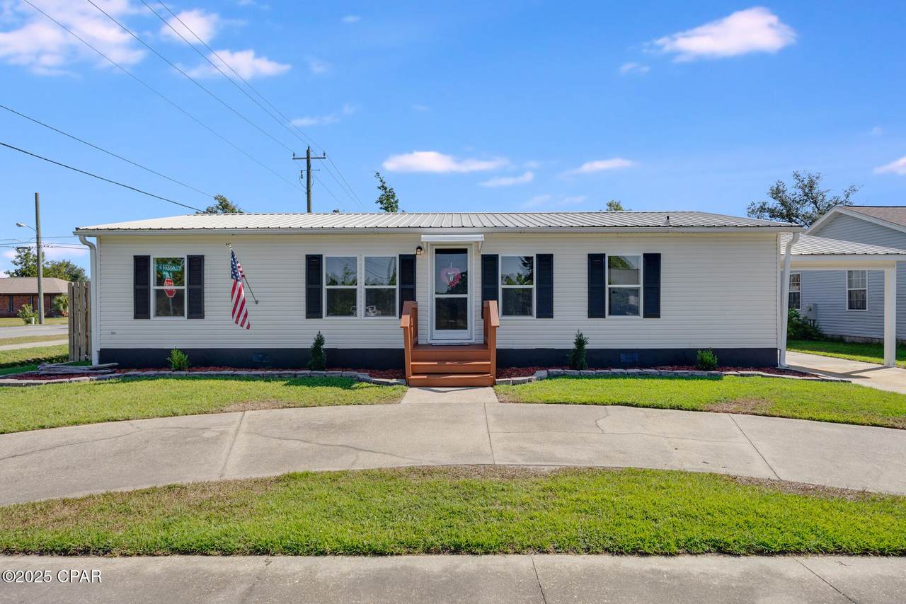 7343 Claudias Way - Photo 1