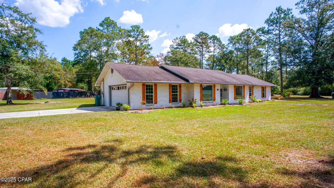 149 Wedgewood Drive - Photo 1