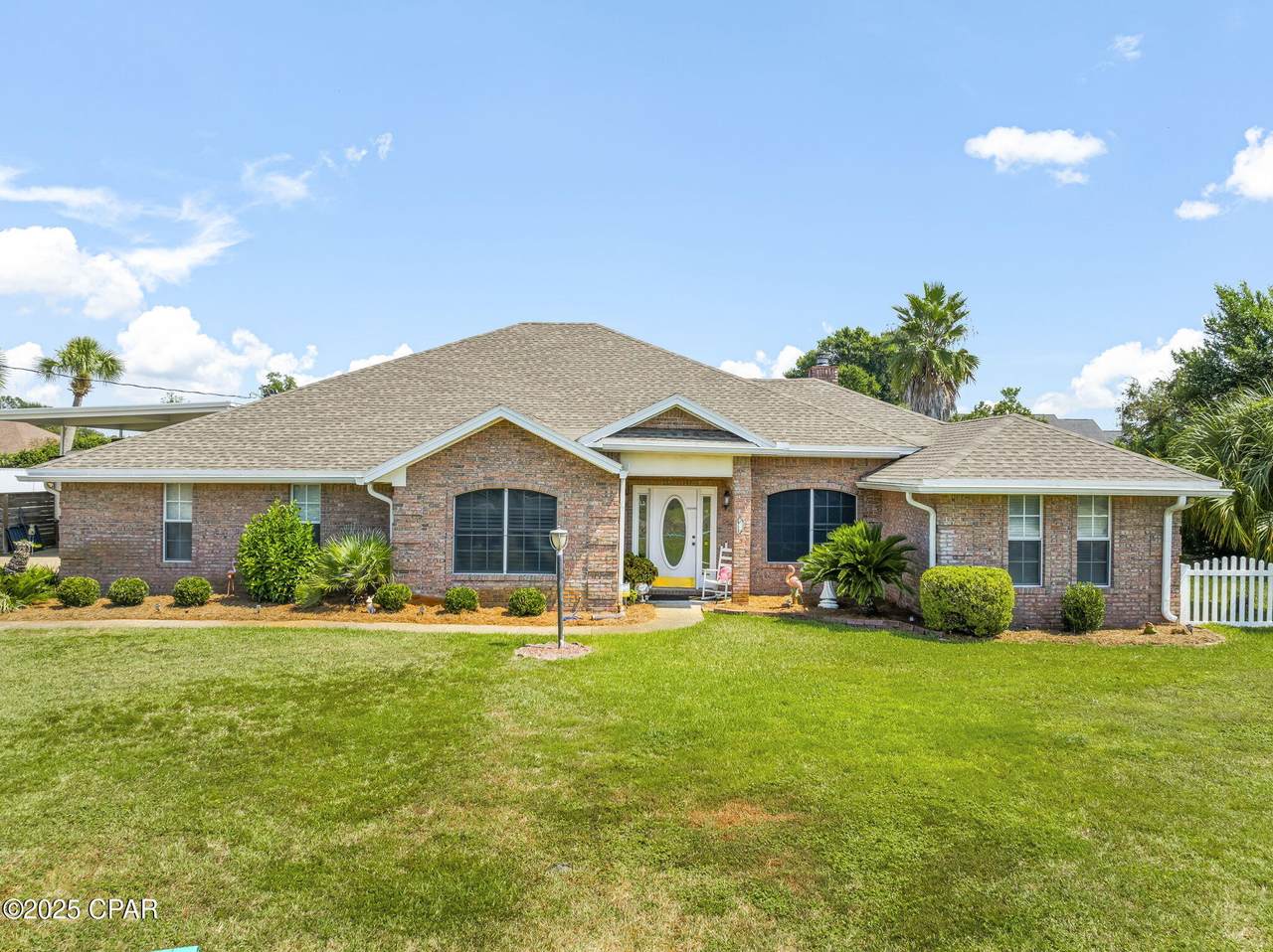2902 Kingswood Drive - Photo 1