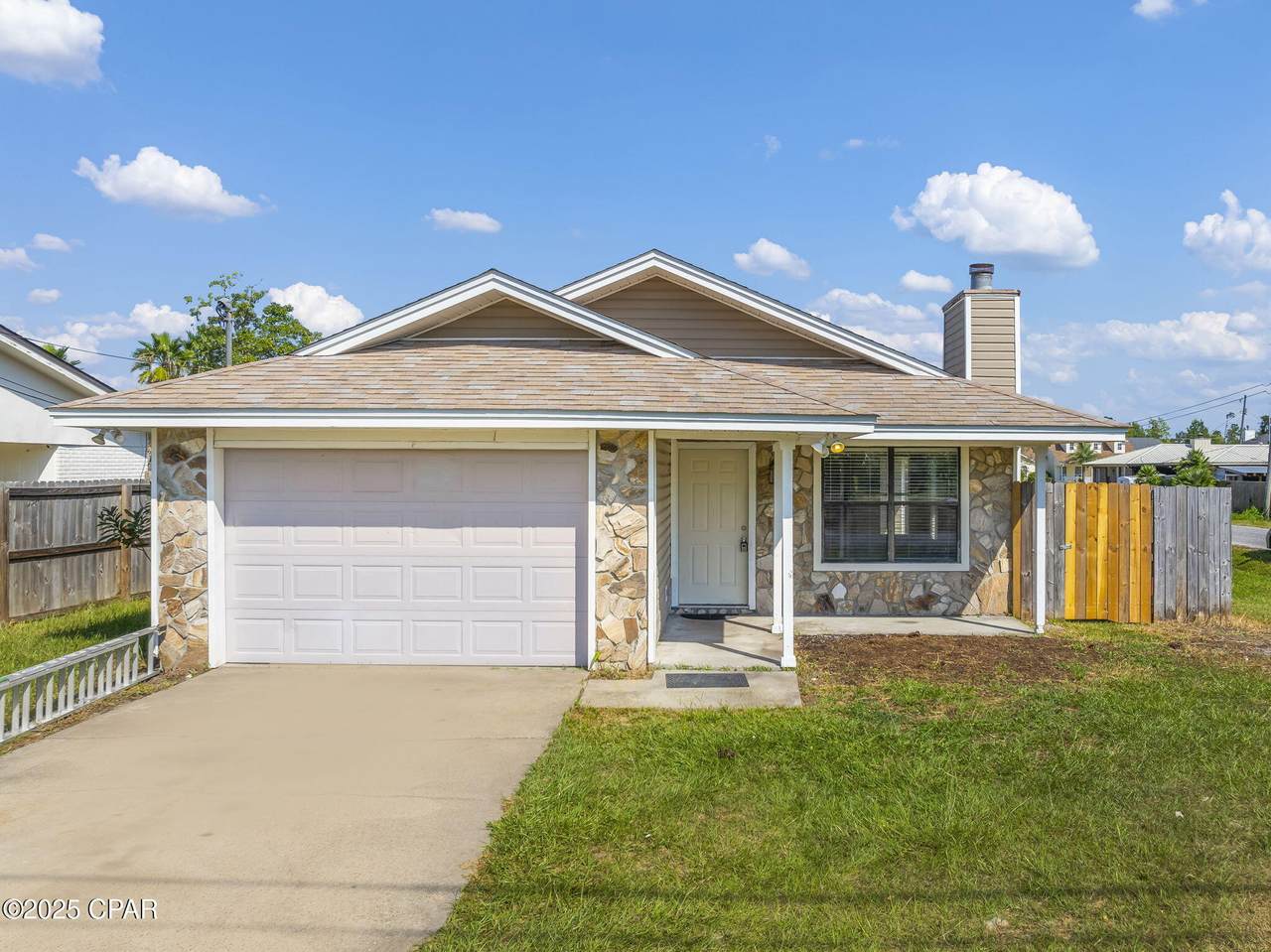 815 Colorado Avenue - Photo 1