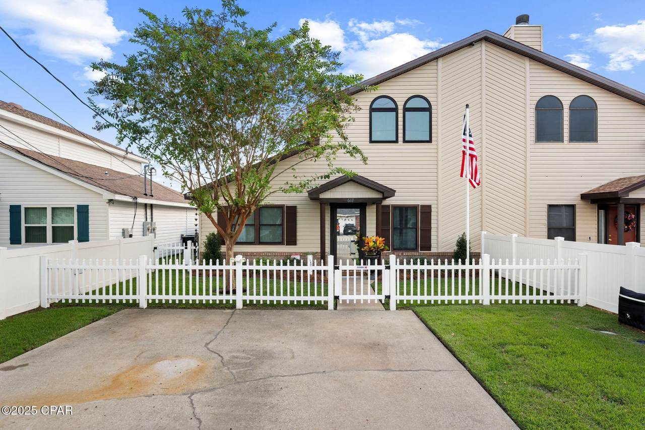 617 24th Street - Photo 1