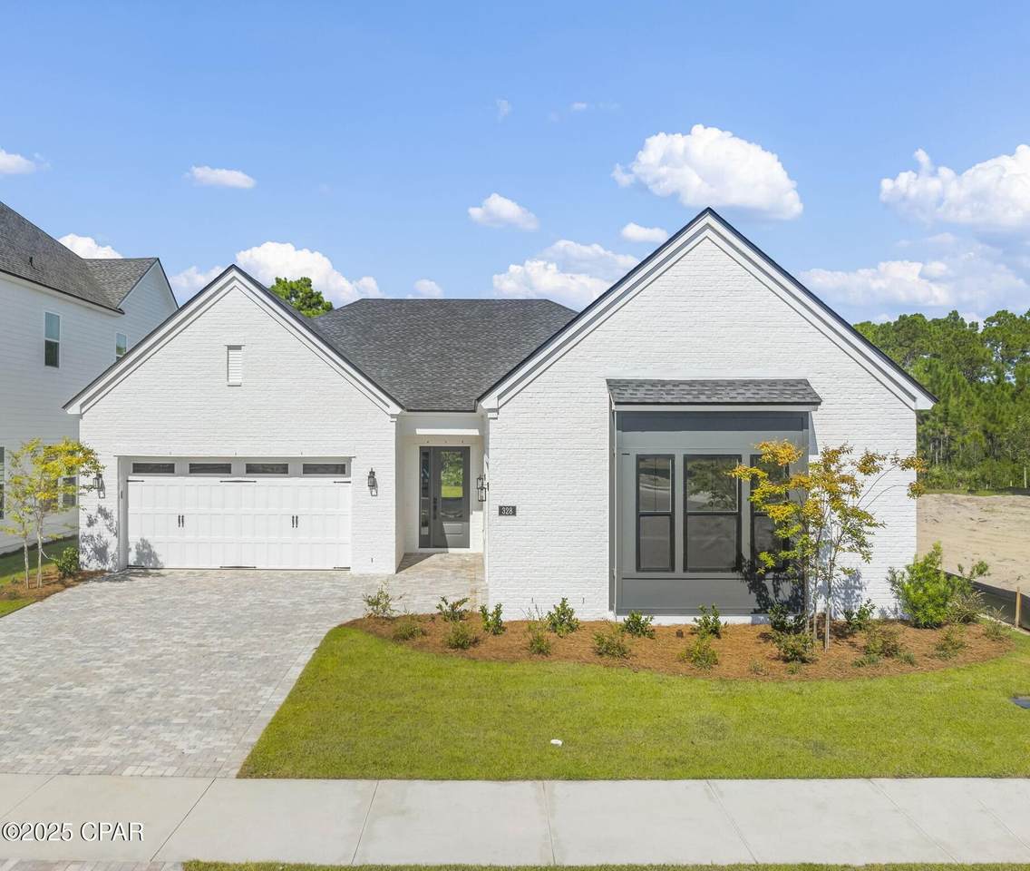 328 Breakwater Boulevard - Photo 1