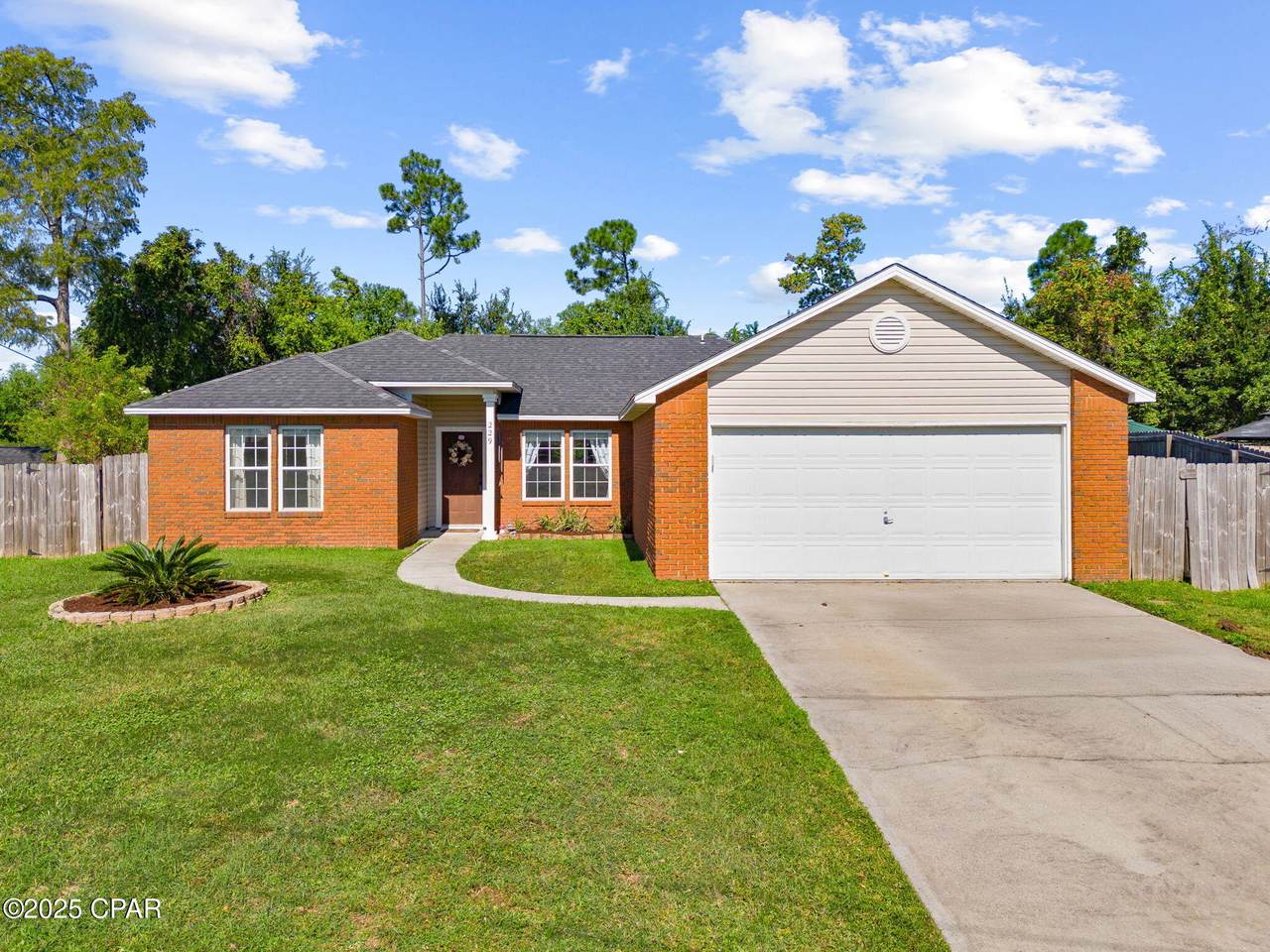 229 Hannover Circle - Photo 1