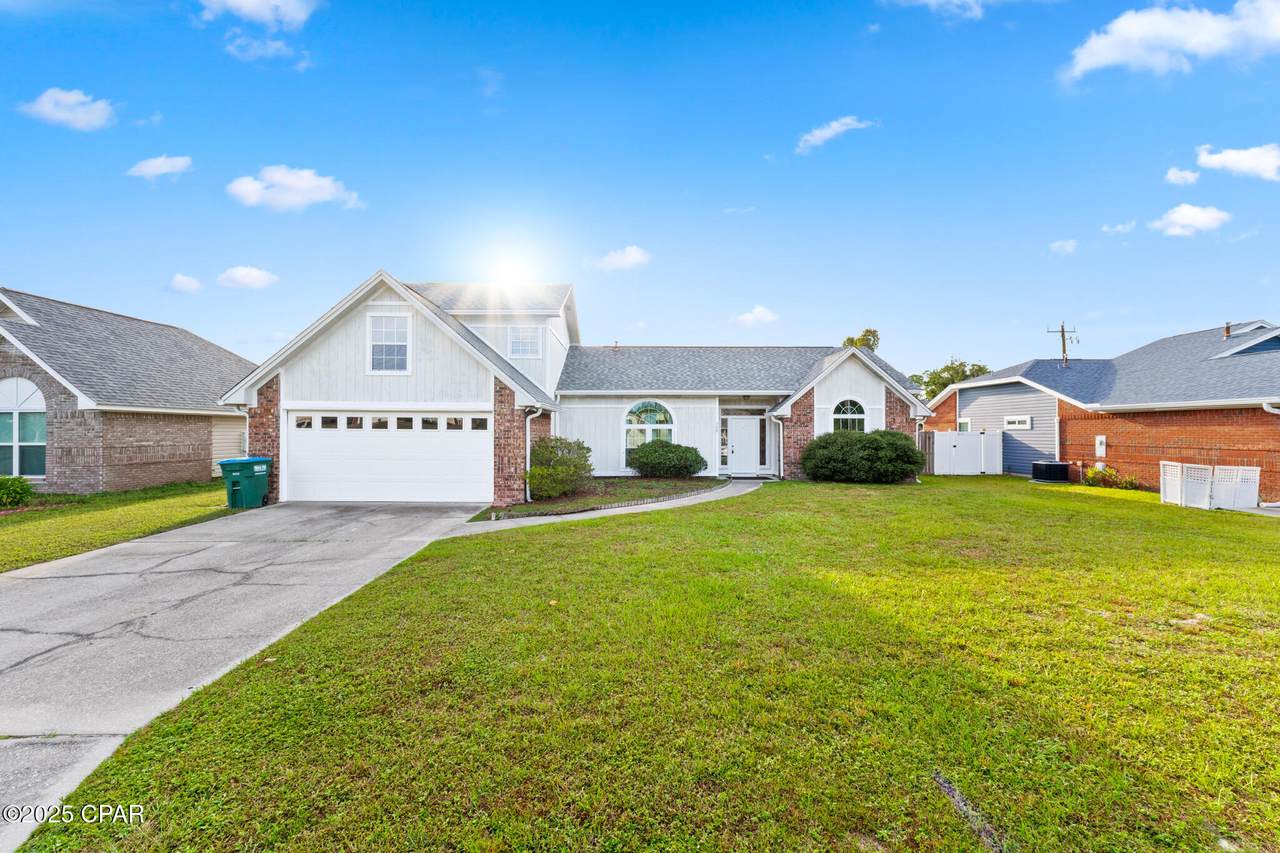 508 Tracey Drive - Photo 1