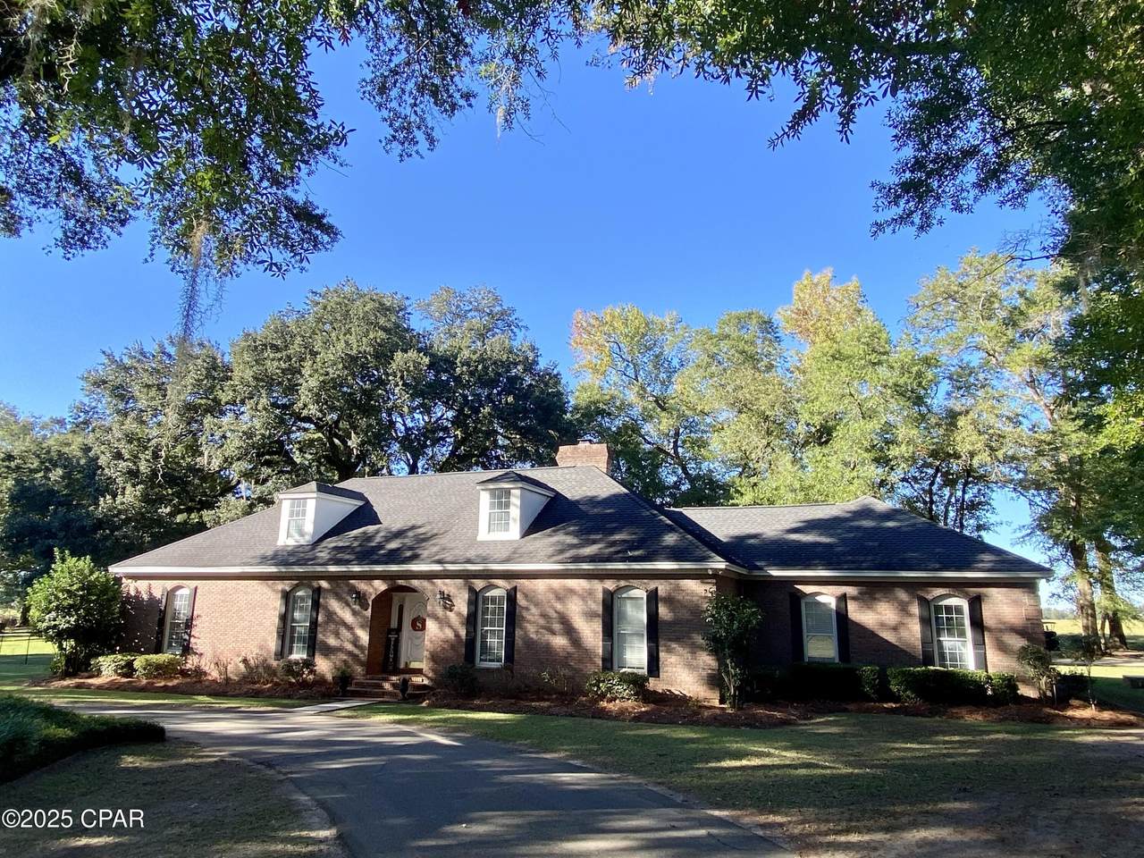 4620 Oakwood Drive - Photo 1