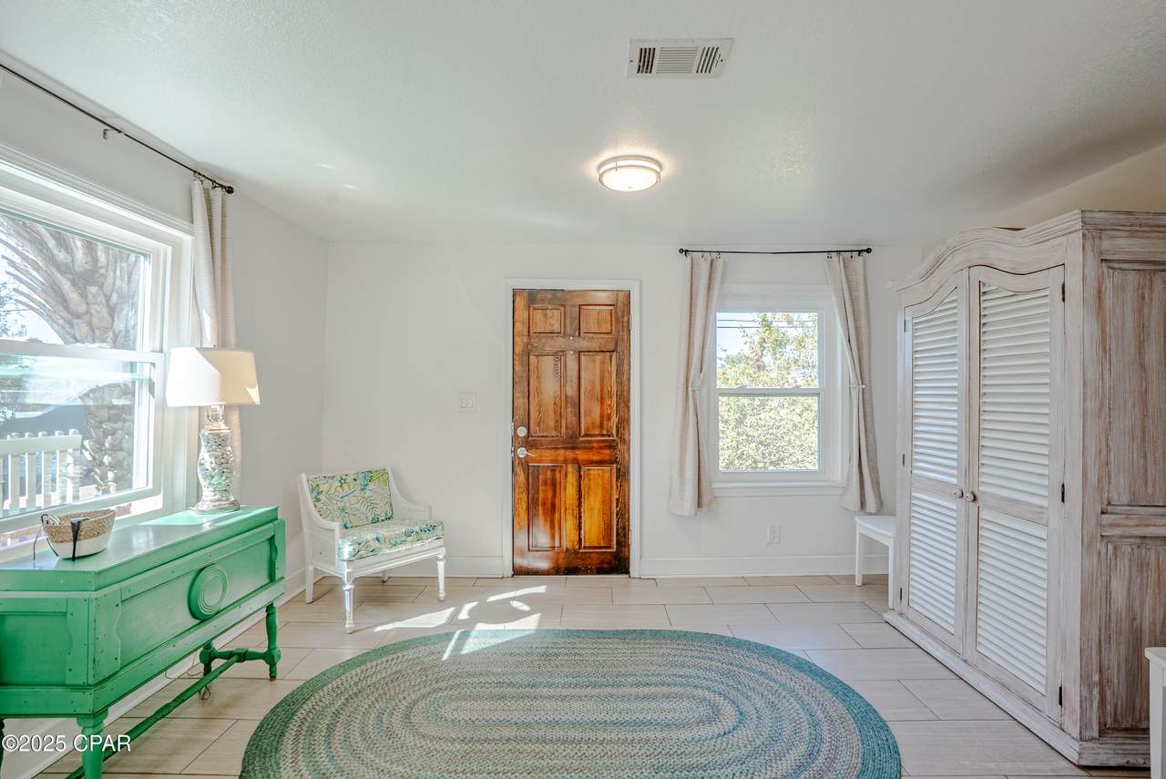 1720 Sherman Avenue - Photo 1