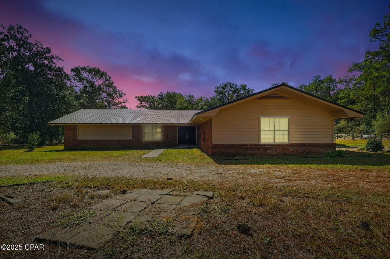 6000 Coy Burgess Loop - Photo 1