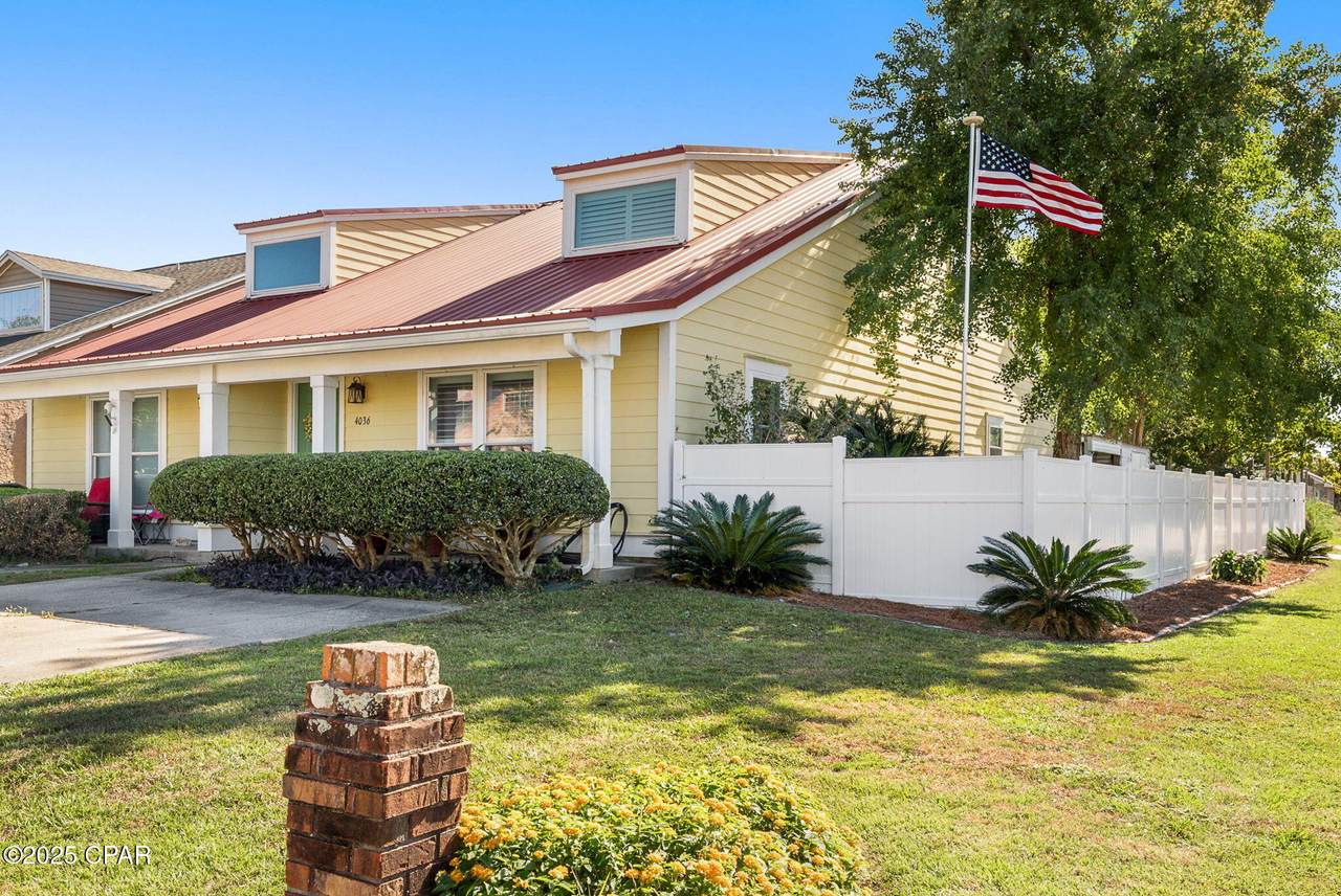 4036 Woodridge Road - Photo 1