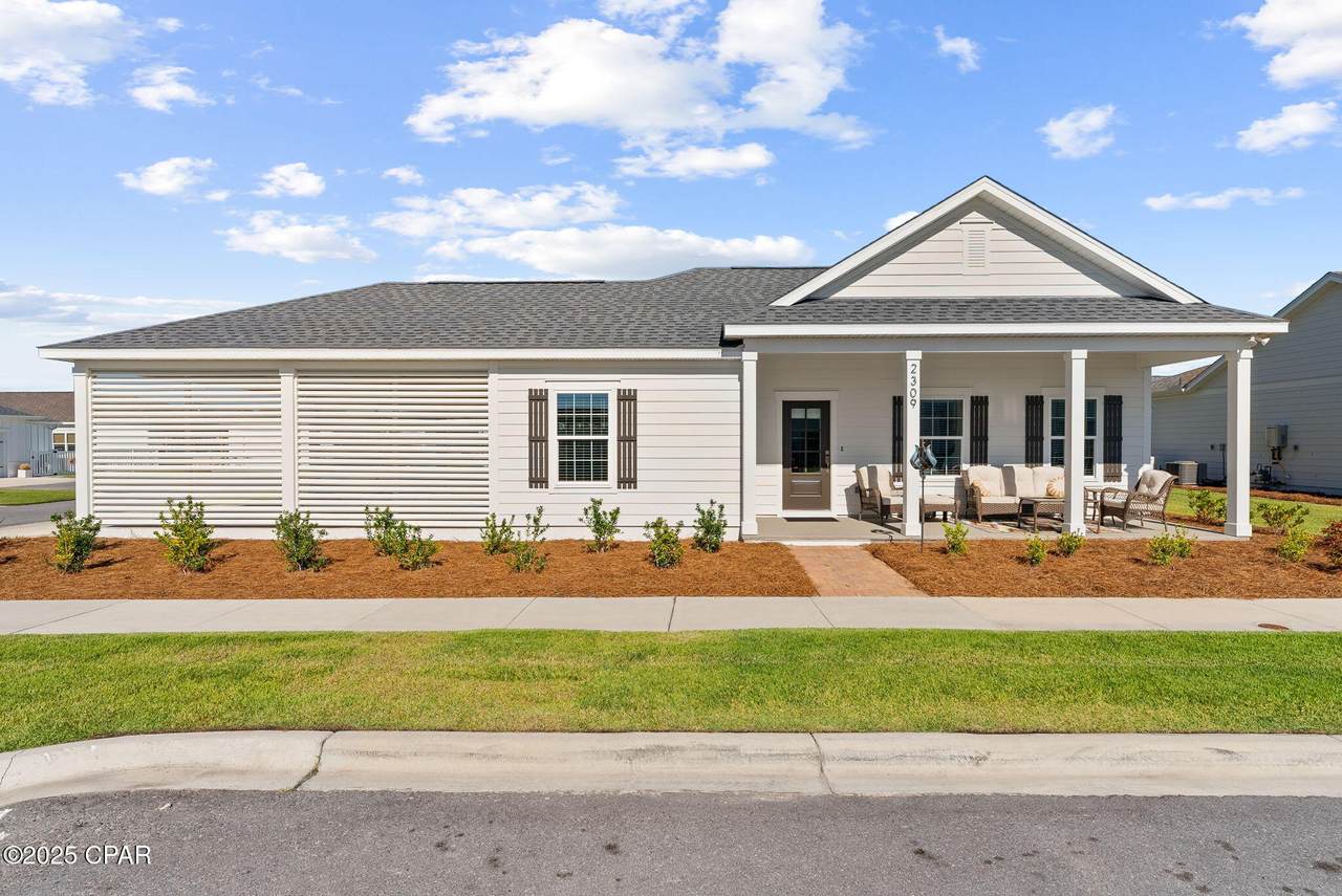 2309 Rushes Avenue - Photo 1