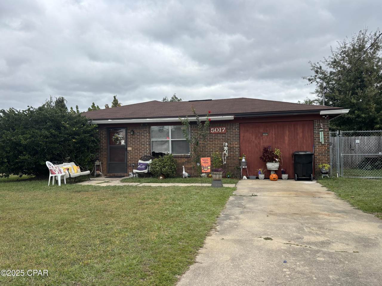 5017 13th Court - Photo 1