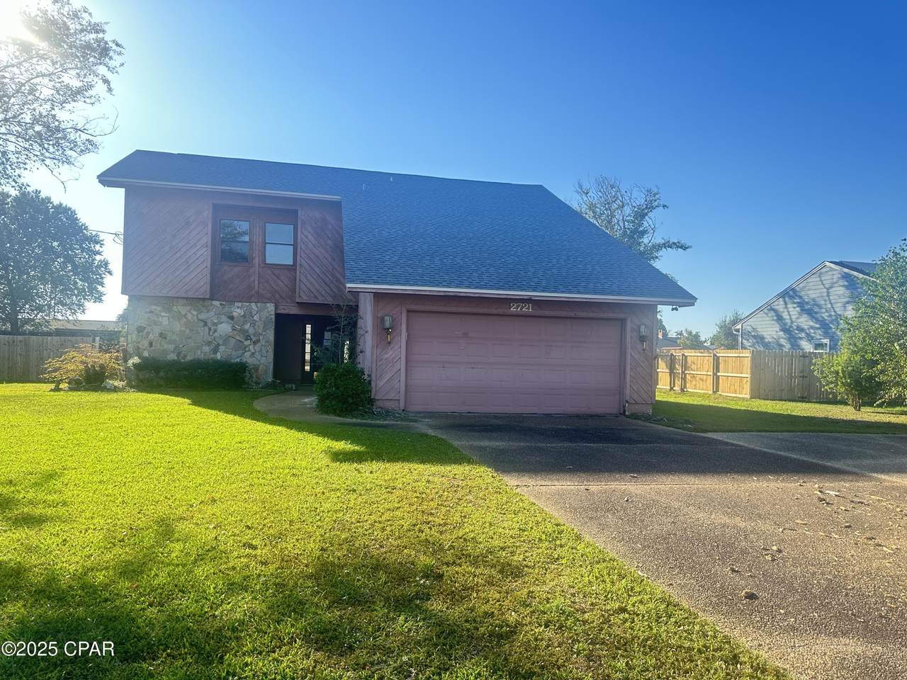 2721 Jenks Avenue - Photo 1