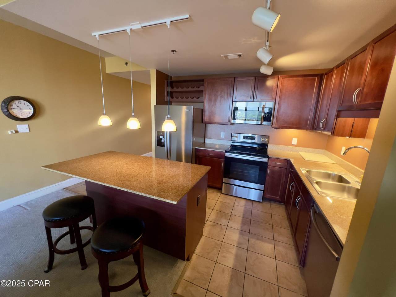 9902 Thomas Drive - Photo 1