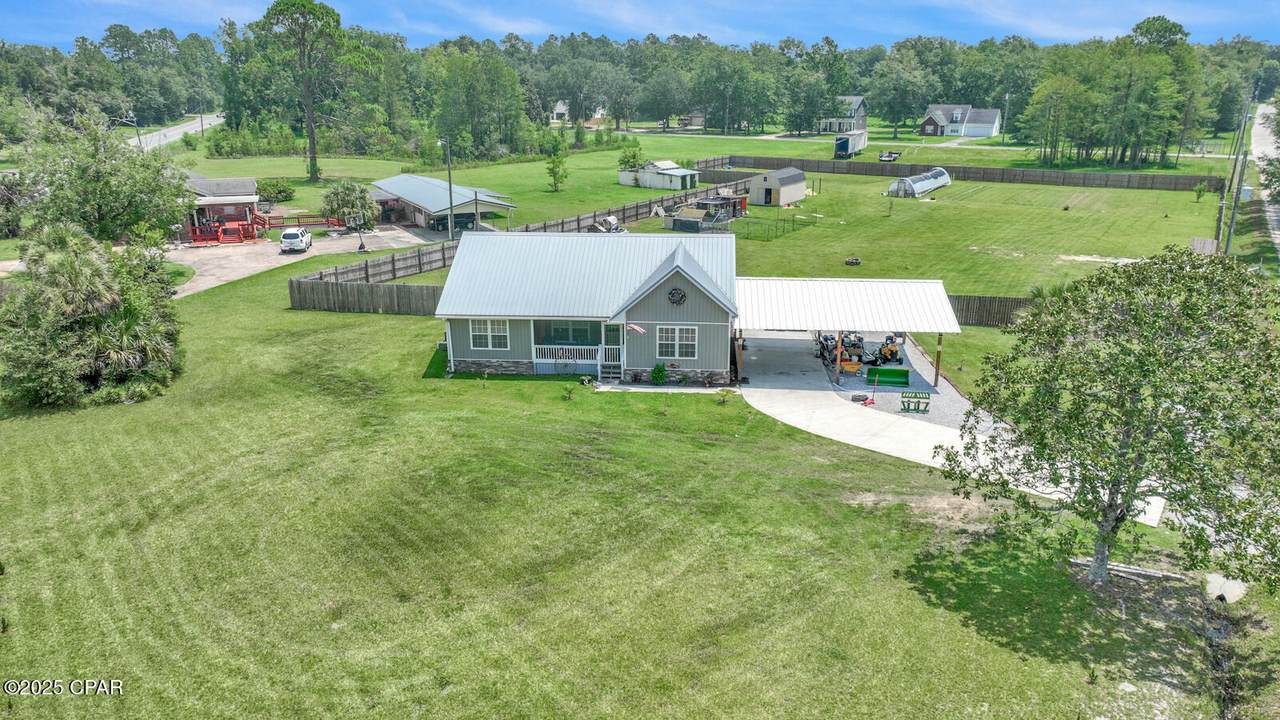 1264 Plum Avenue - Photo 1