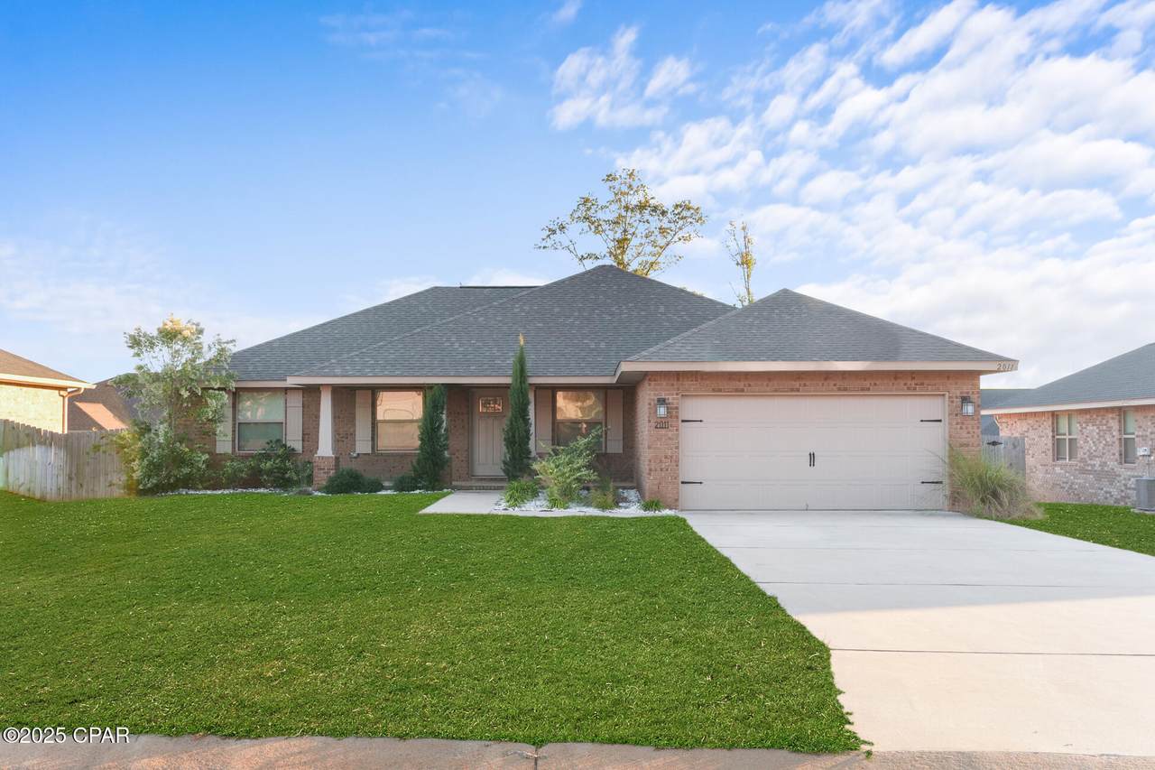 2011 Broad Street - Photo 1