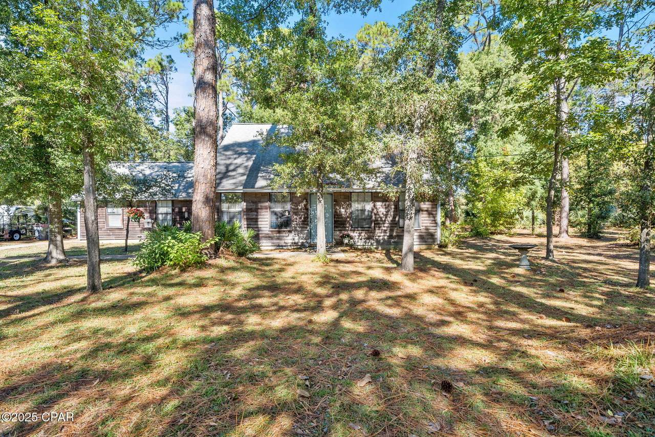 204 Laird Circle - Photo 1