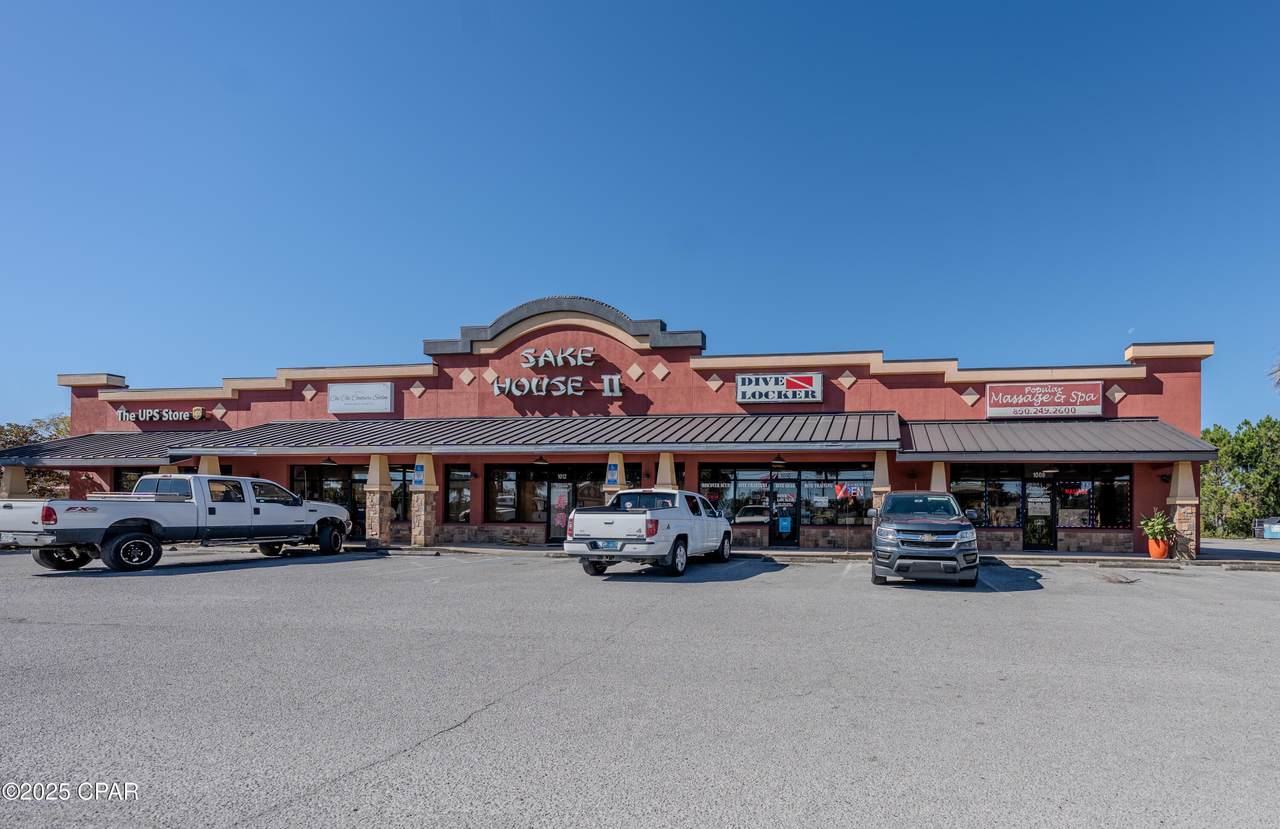 1016 Thomas Drive - Photo 1