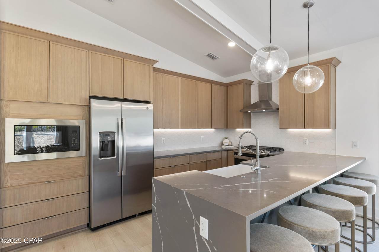 42 Asher Street - Photo 1