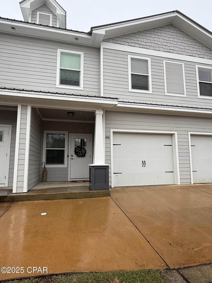 406 Date Palm Lane - Photo 1