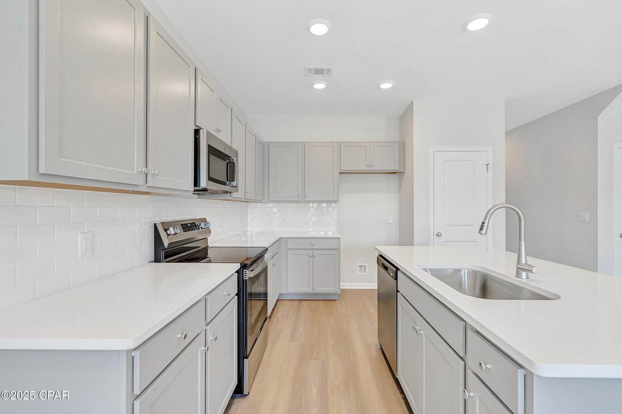 7680 Solana Lane - Photo 1