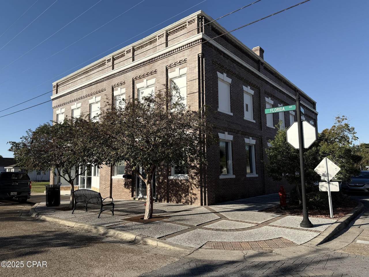 900 Florida Avenue - Photo 1