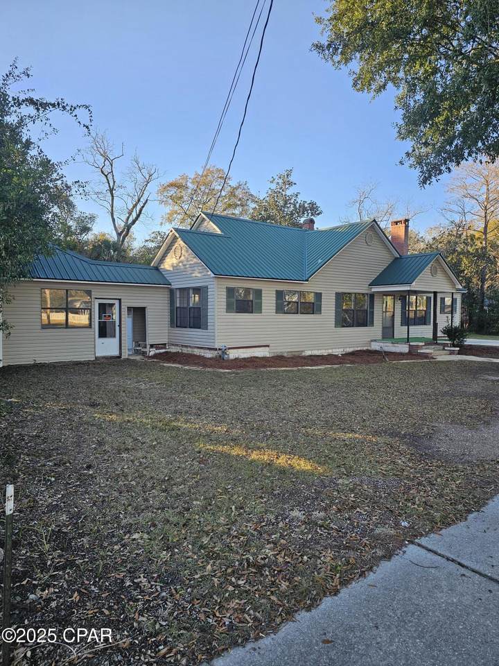 768 Main Street - Photo 1
